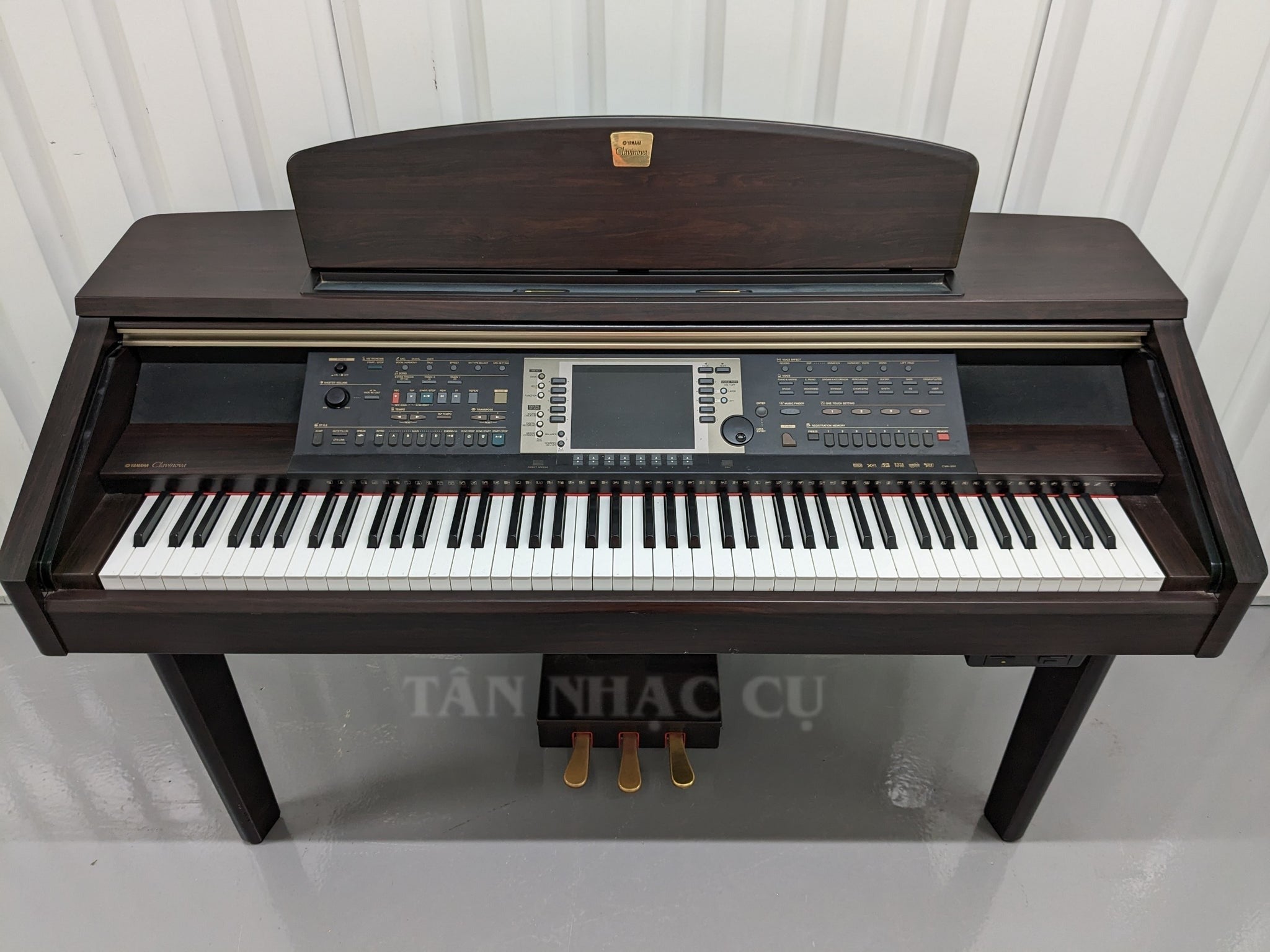 Yamaha CVP207 