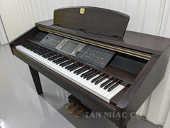 Yamaha CVP207 