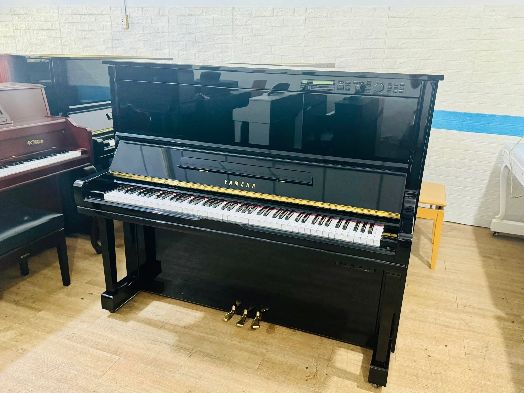 Đàn Piano Cơ Yamaha HQ300SX