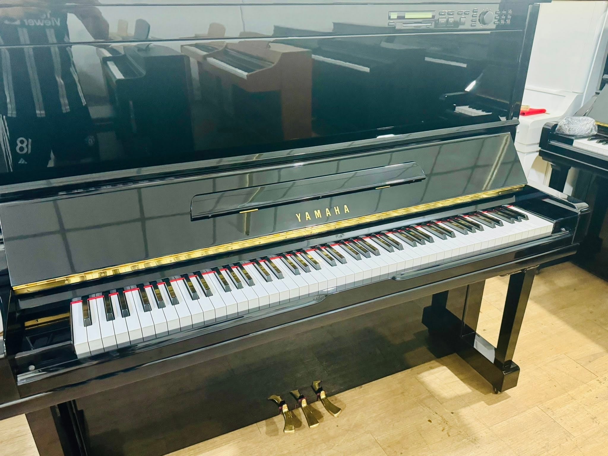 Đàn Piano Cơ Yamaha HQ300SX