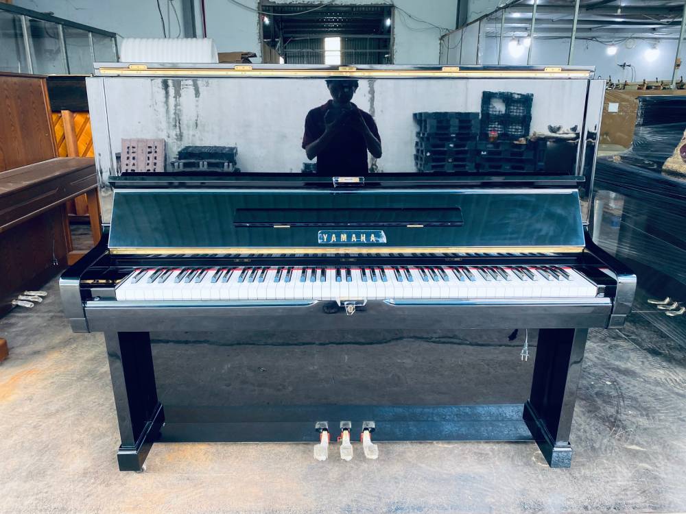 Đàn Piano Cơ Yamaha U2G