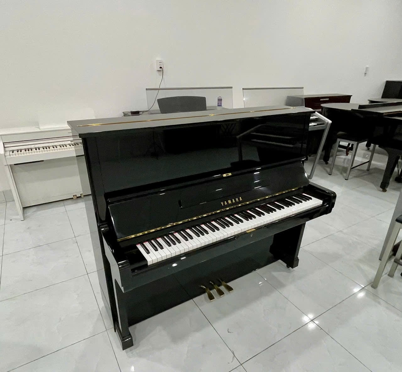 Đàn Piano Cơ Upright Yamaha U2M