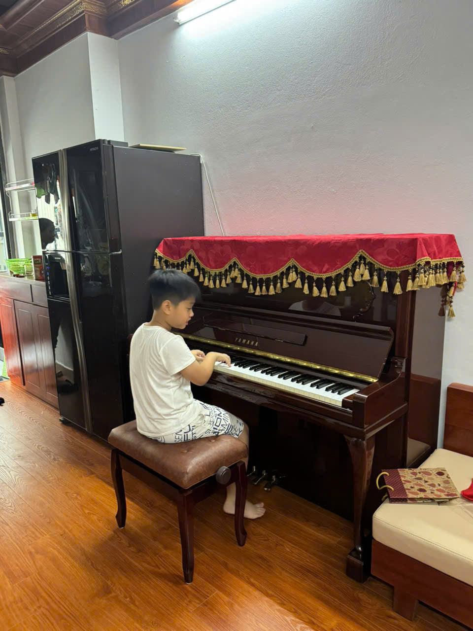 Đàn Piano Cơ Upright Yamaha U300