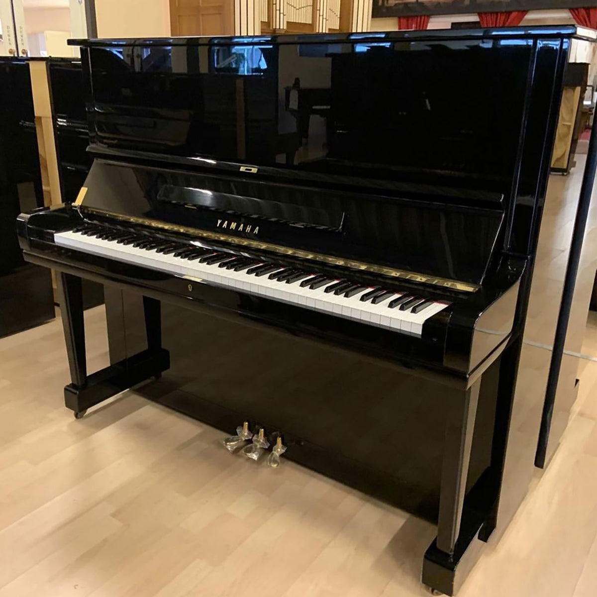 Đàn Piano Cơ Yamaha U3E