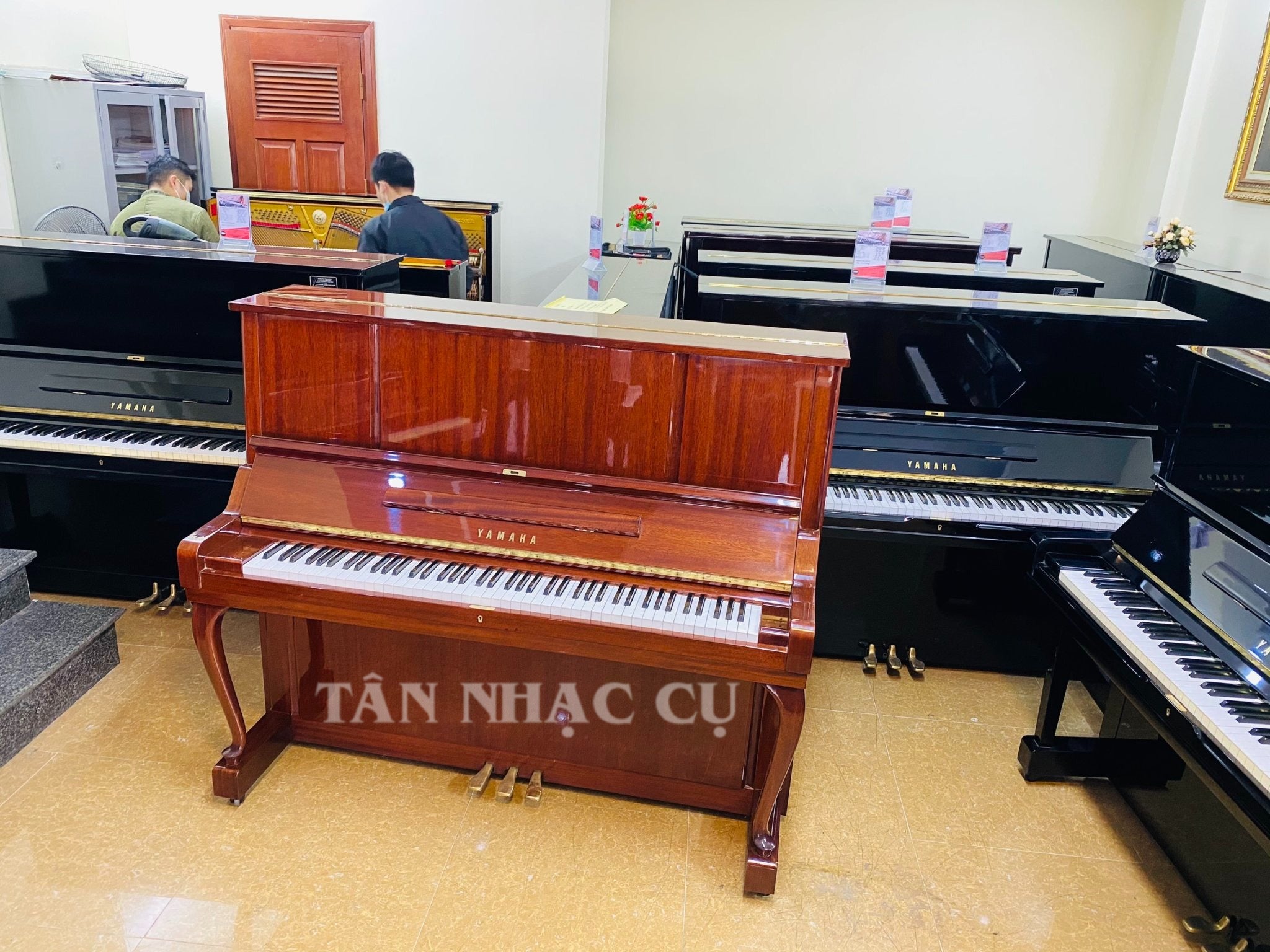 Đàn Piano Cơ Yamaha W106B