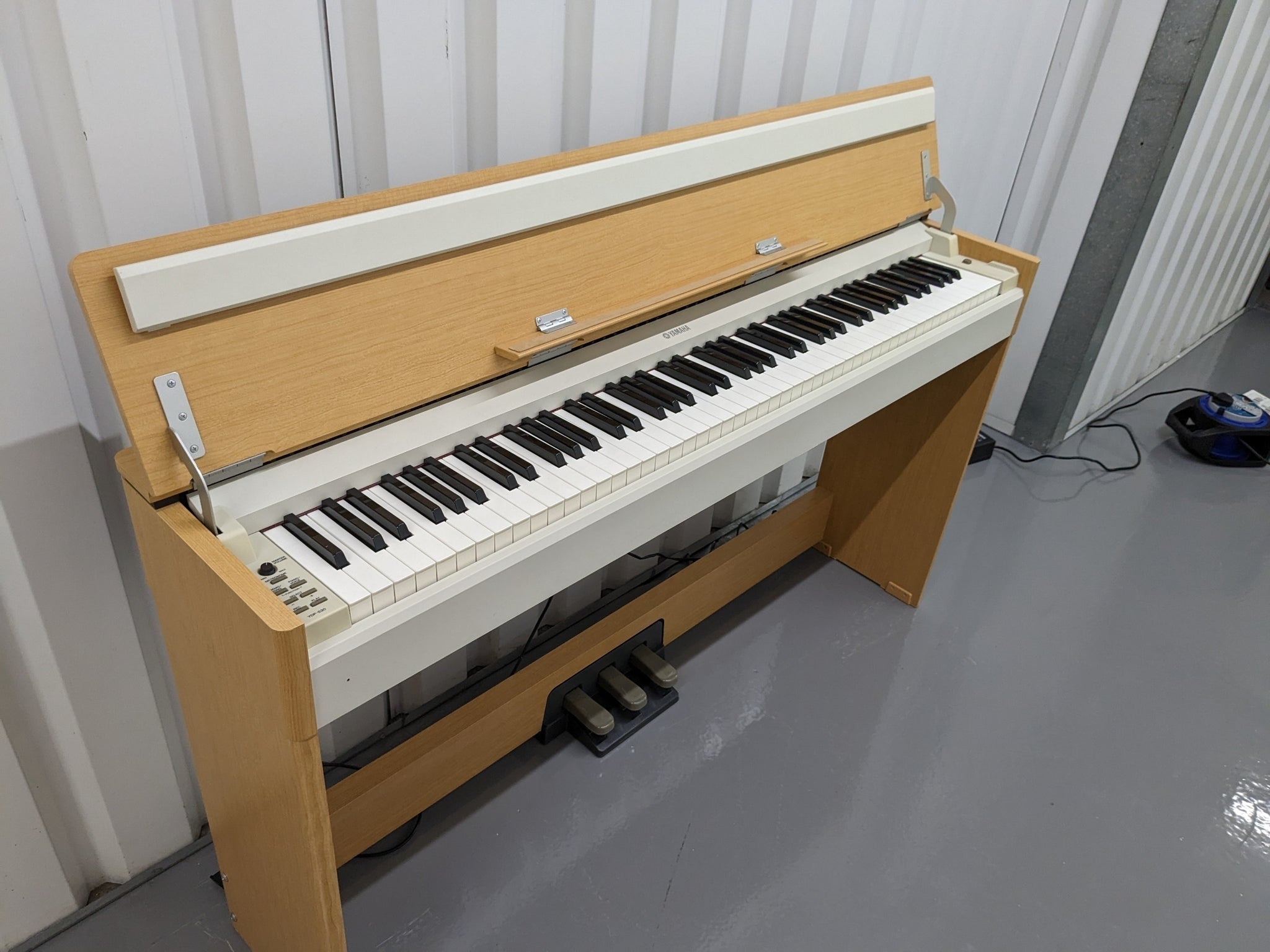 Đàn Piano Điện Yamaha YDPS30