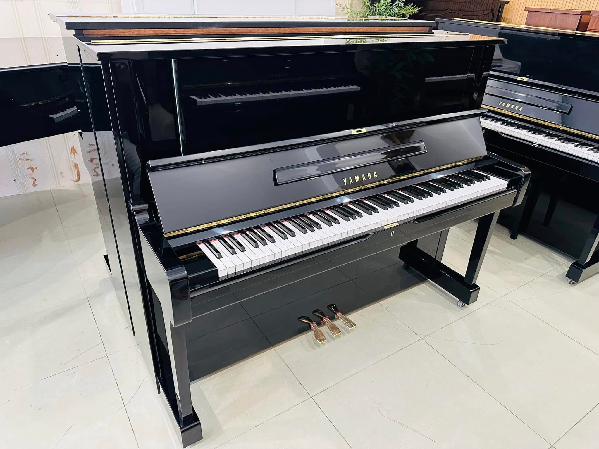 Đàn Piano Cơ Upright Yamaha YUS