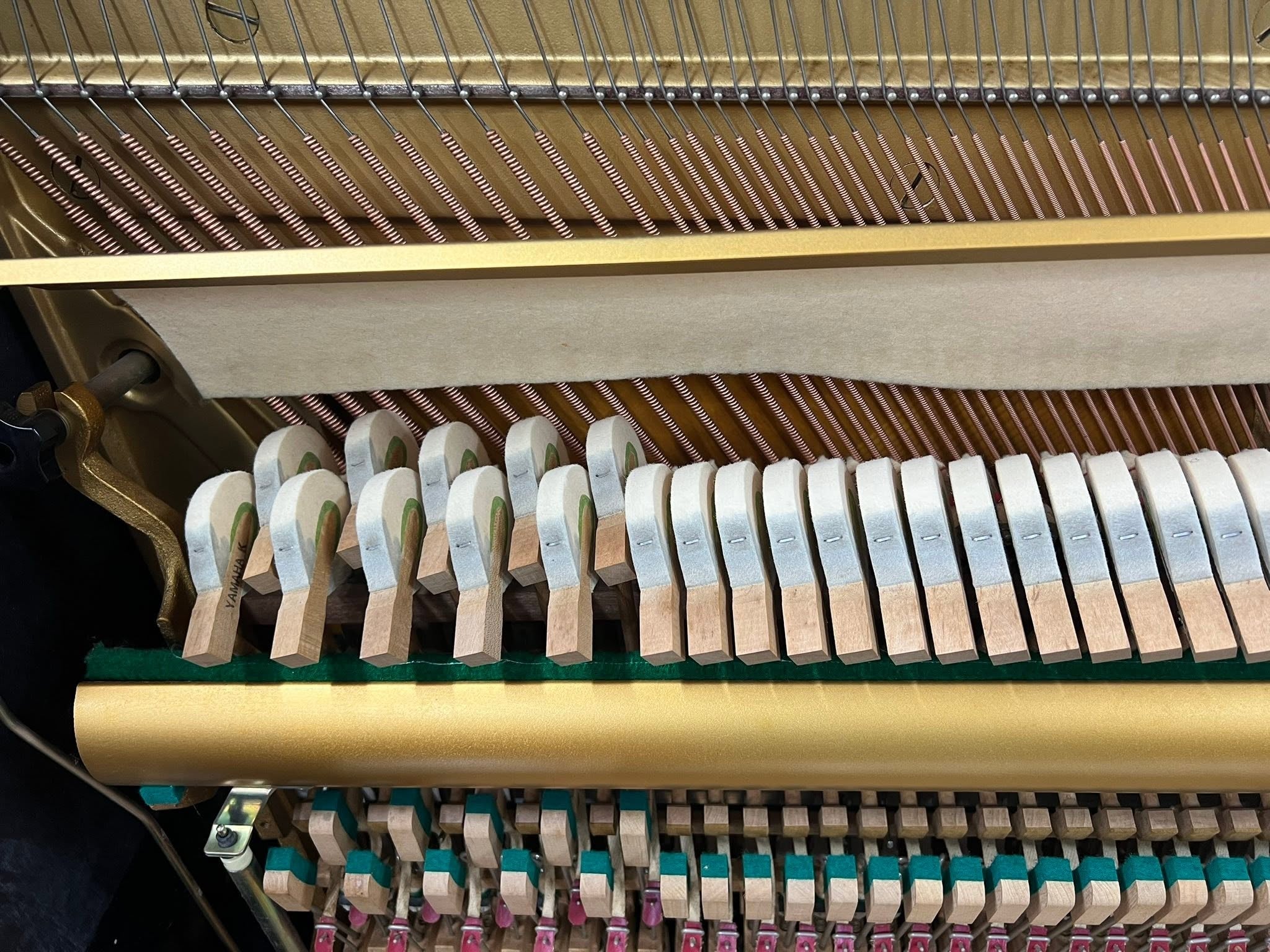 Đàn Piano Cơ Upright Yamaha YUS