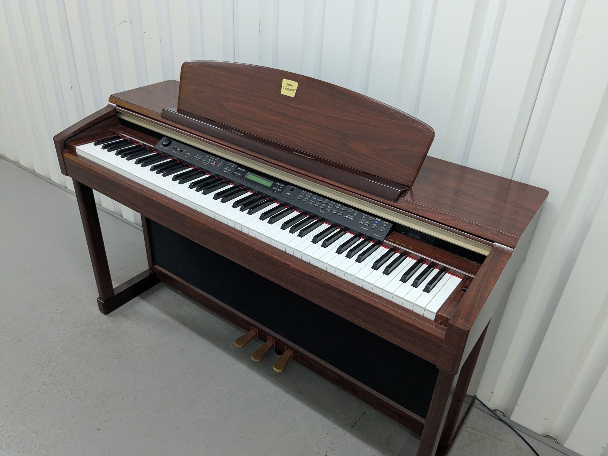 Đàn Piano Điện Yamaha CLP170