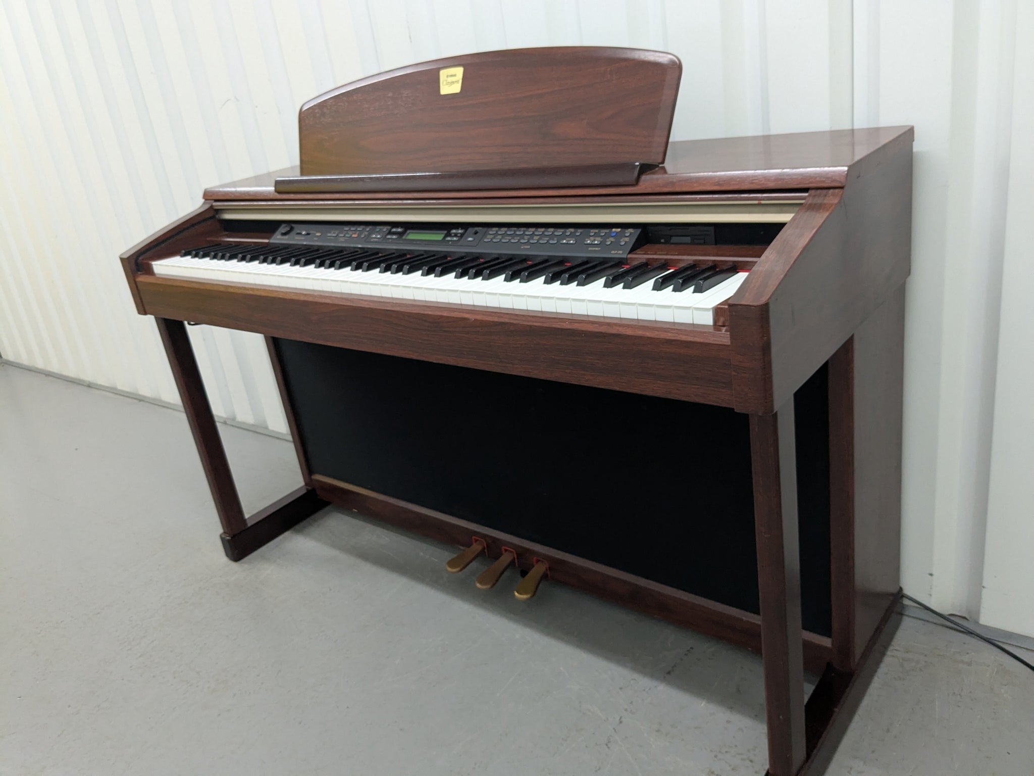 Đàn Piano Điện Yamaha CLP170