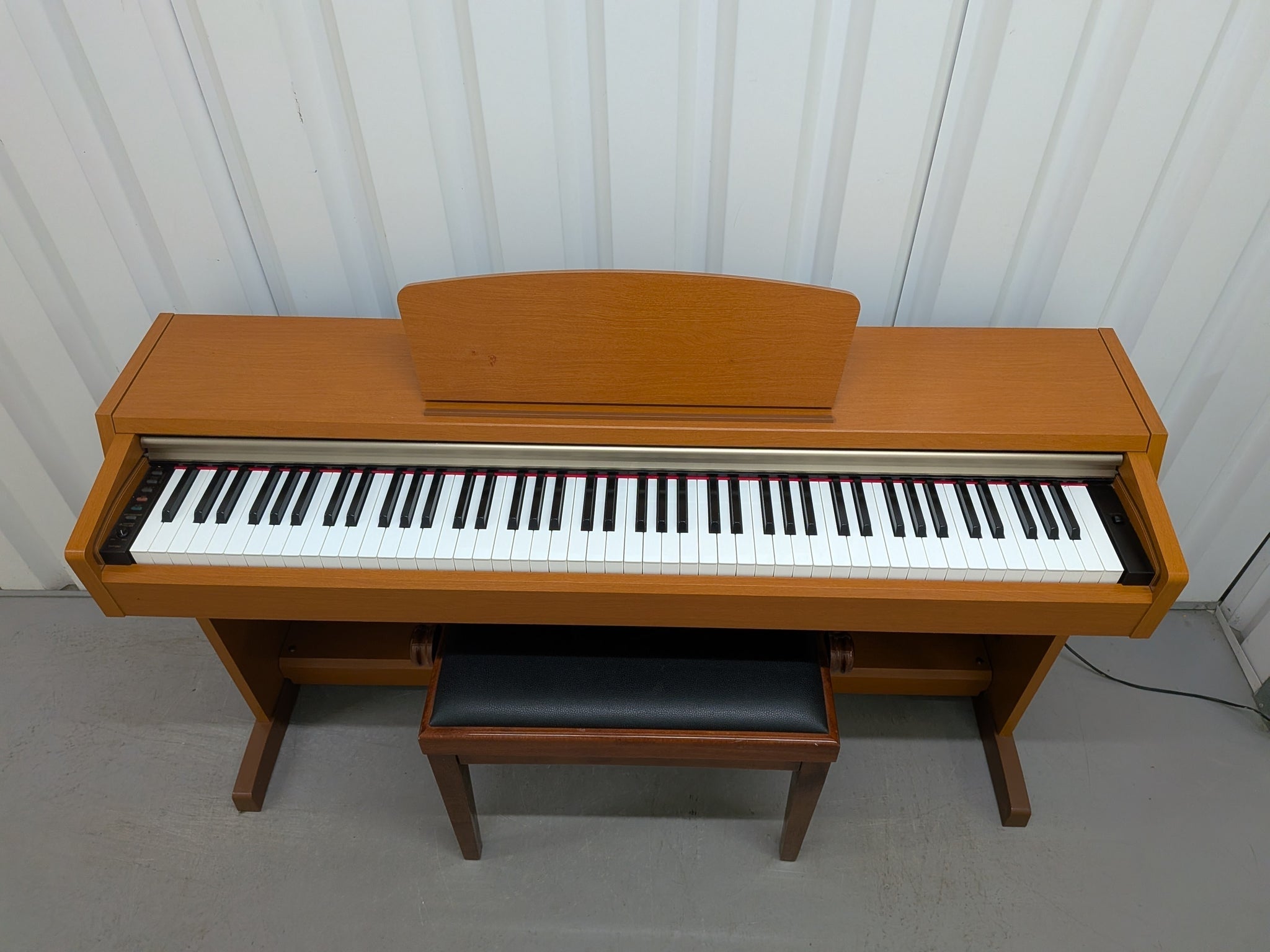 Đàn Piano Điện Yamaha CLP220