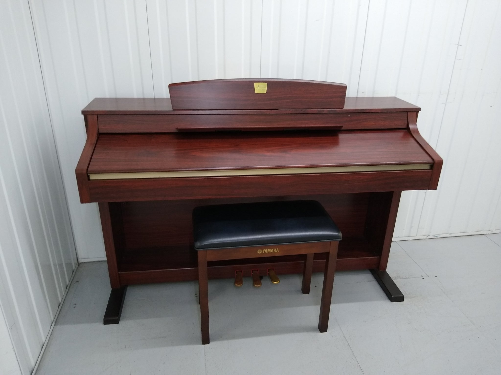 Yamaha CLP340 Mahogany