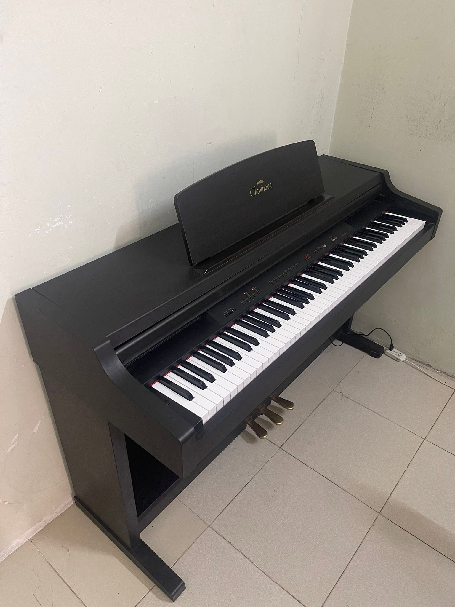 Đàn Piano Điện Yamaha CLP411