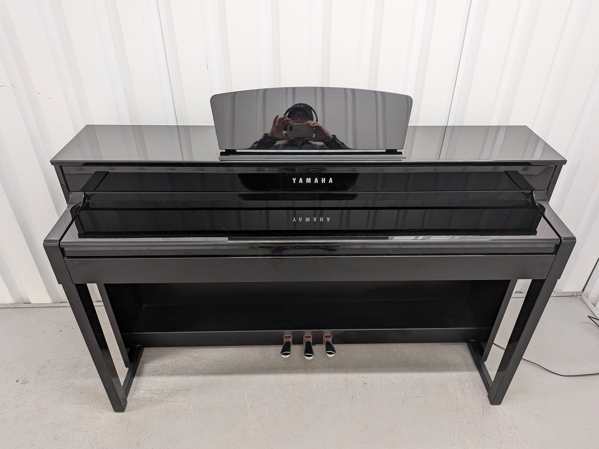 Yamaha CLP535 PE (Polished Ebony)
