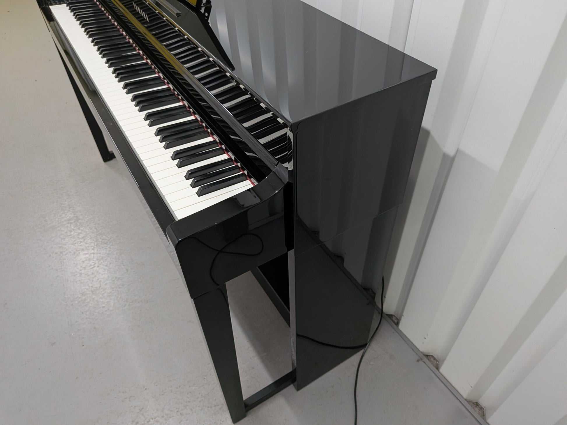 Yamaha CLP535 PE (Polished Ebony)