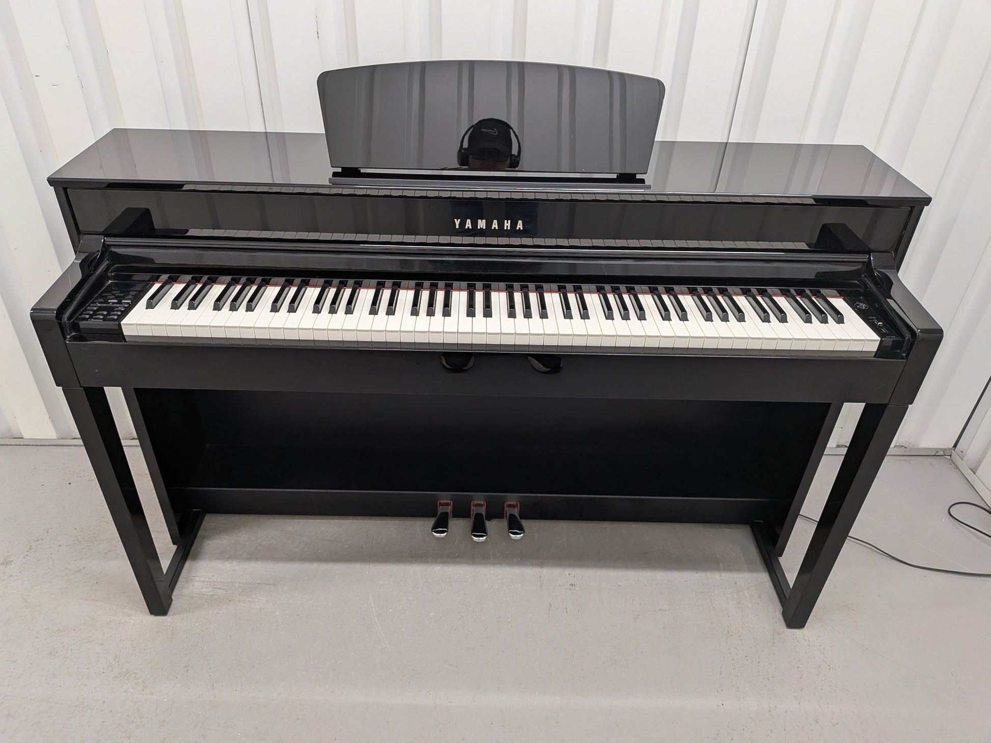 Yamaha CLP535 PE (Polished Ebony)