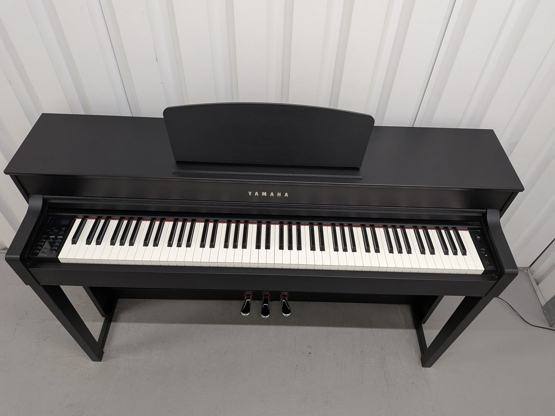 Yamaha CLP535 Satin Black