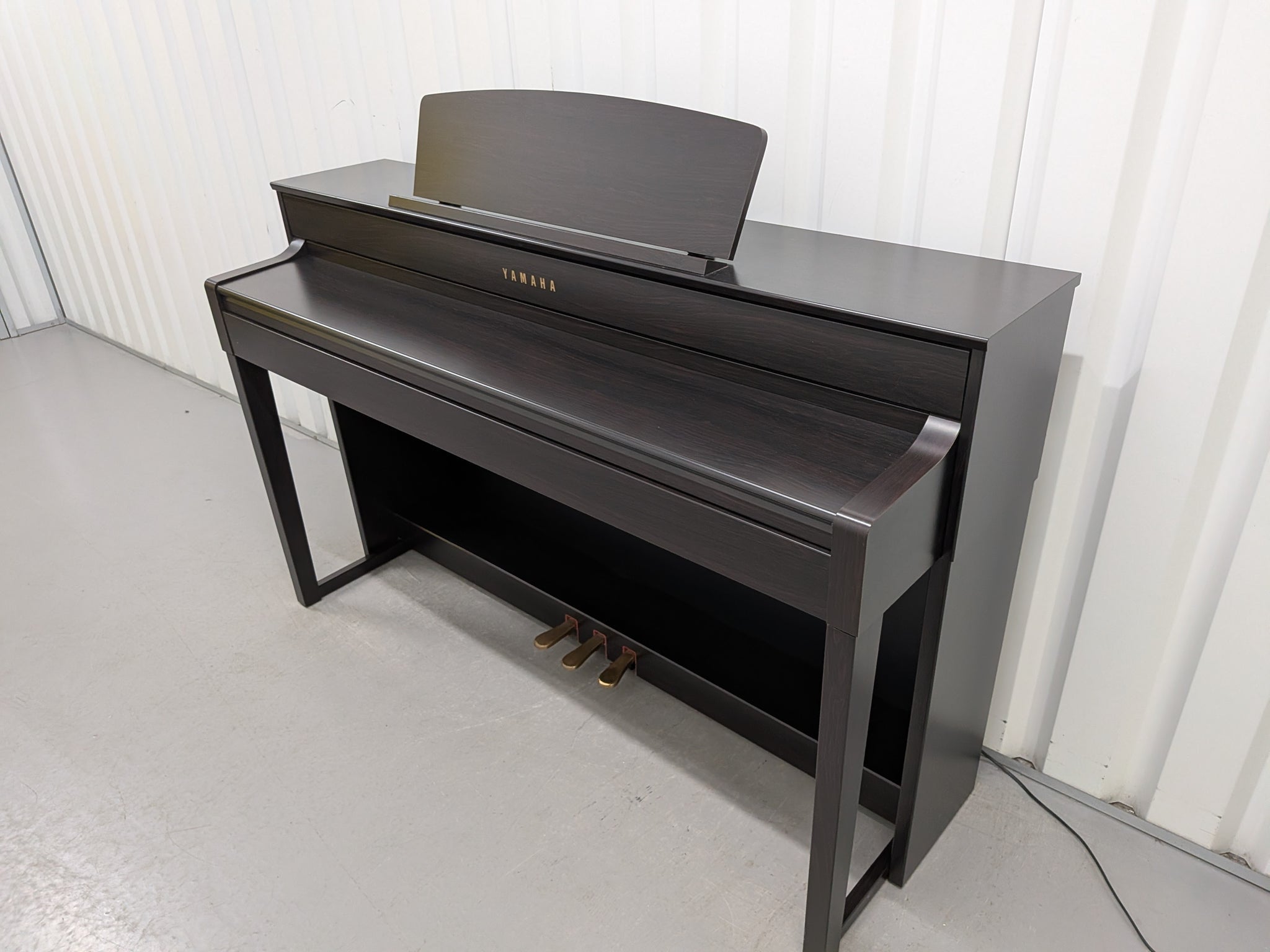 Đàn Piano Điện Yamaha CLP575