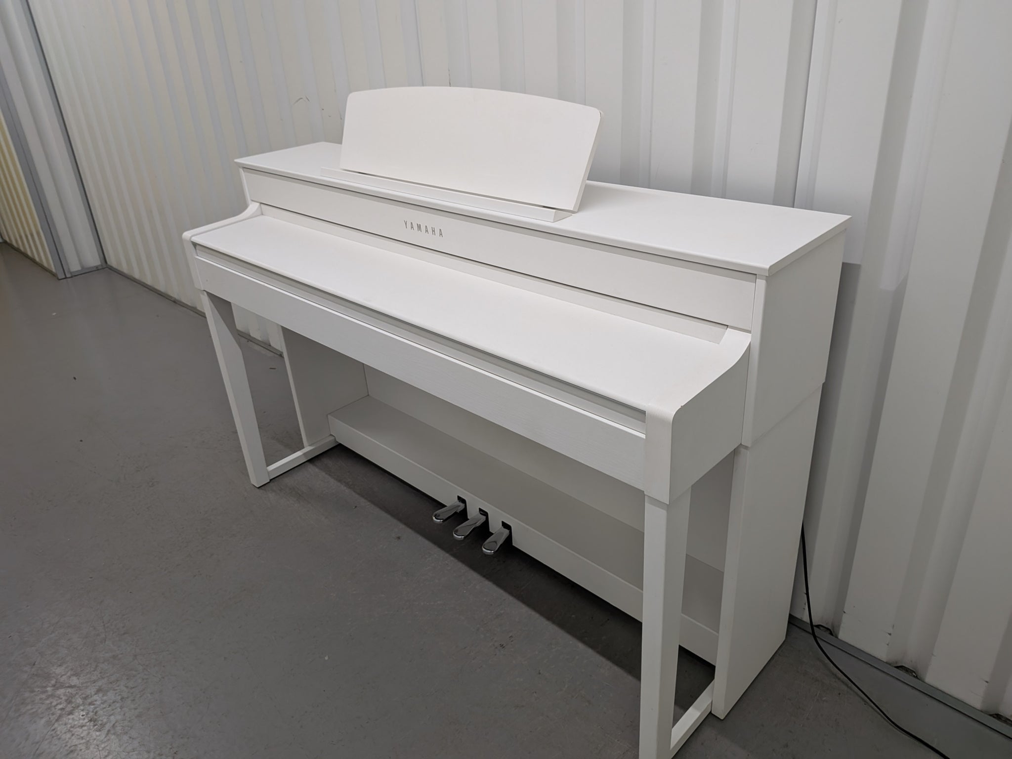 Đàn Piano Điện Yamaha CLP575