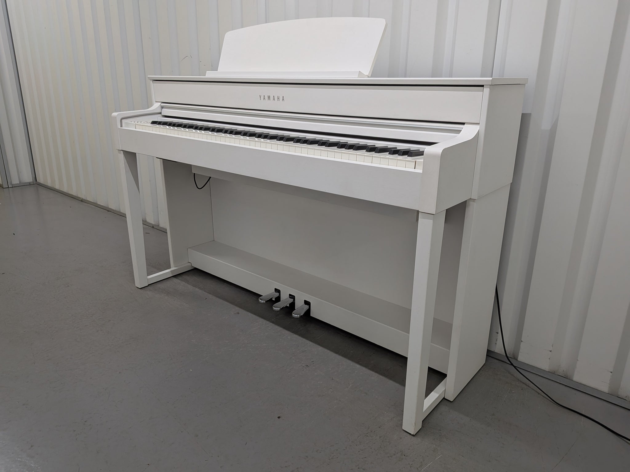 Đàn Piano Điện Yamaha CLP575