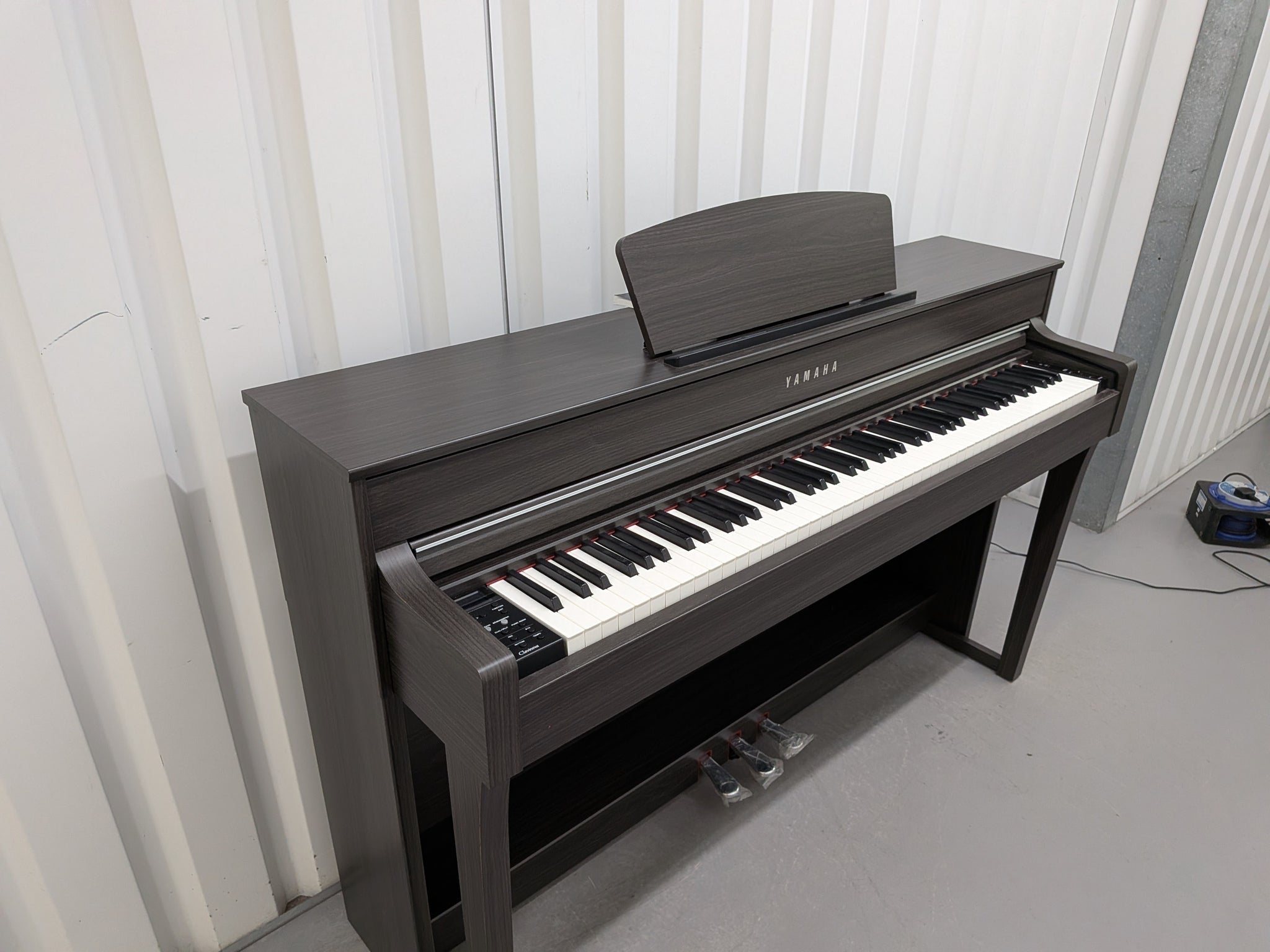 Đàn Piano Điện Yamaha CLP635