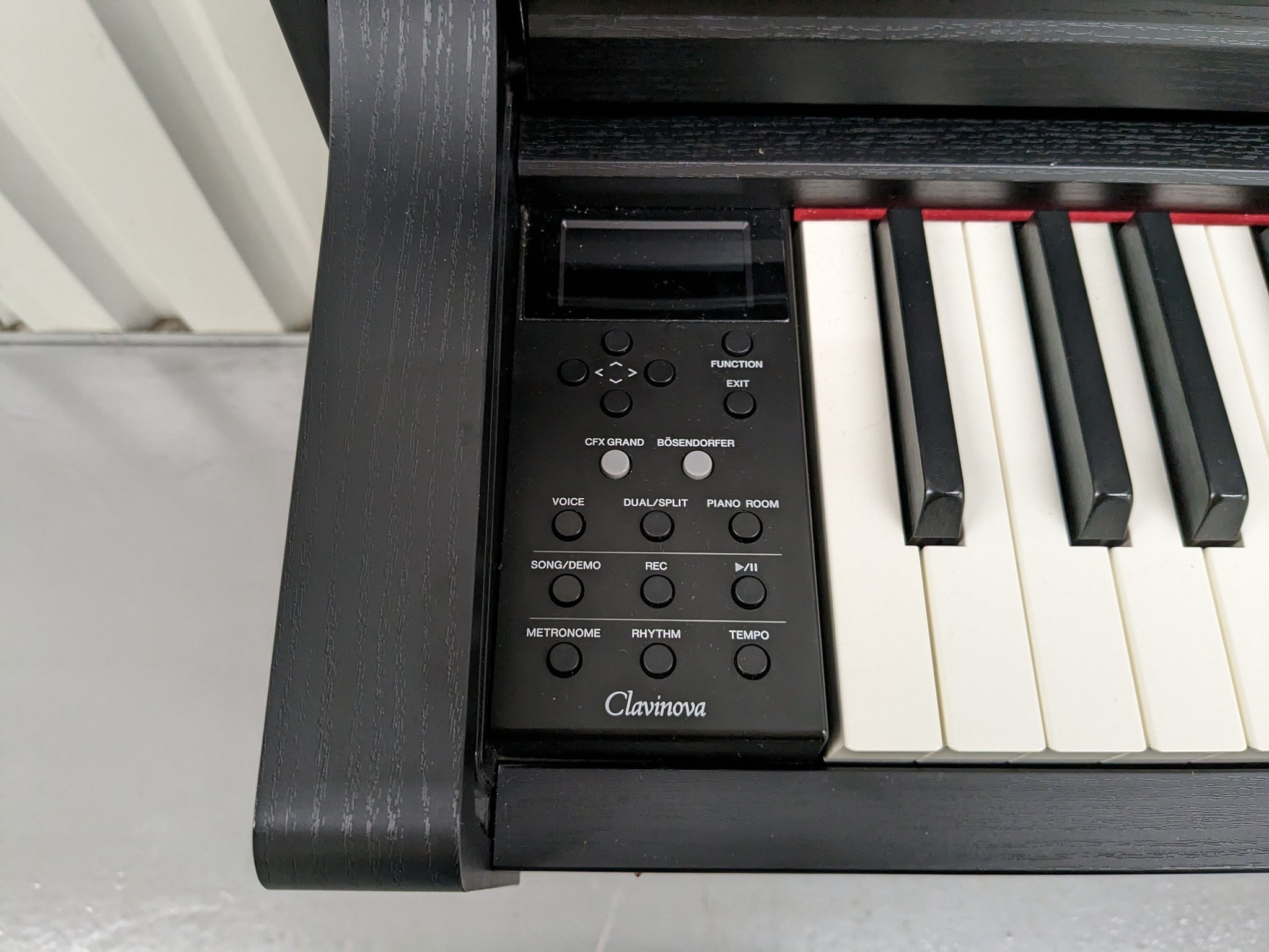 Đàn Piano Điện Yamaha CLP635
