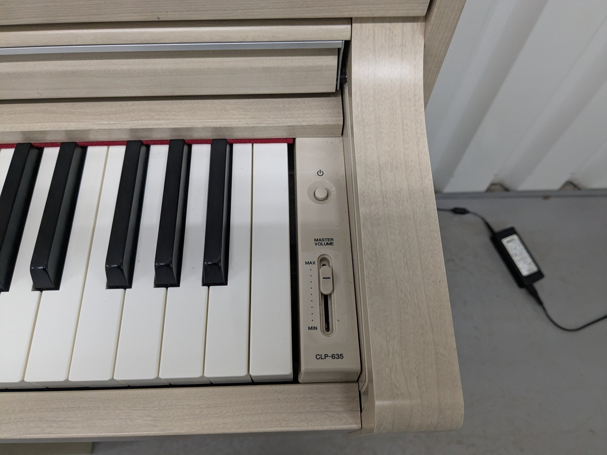 Đàn Piano Điện Yamaha CLP635