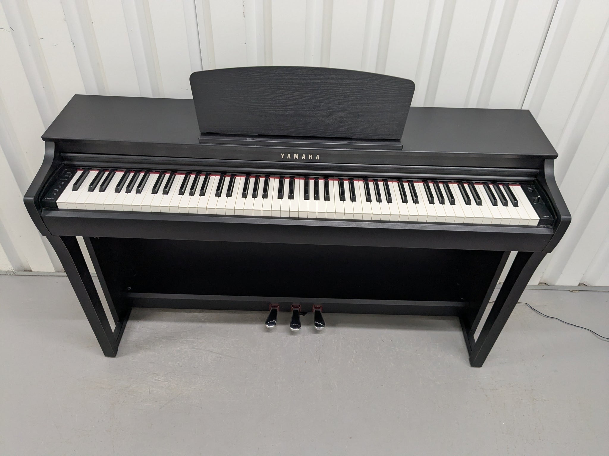 Đàn Piano Điện Yamaha CLP725