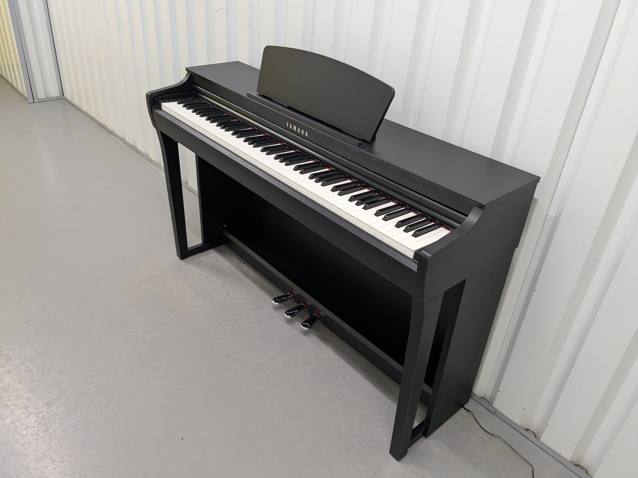 Đàn Piano Điện Yamaha CLP725