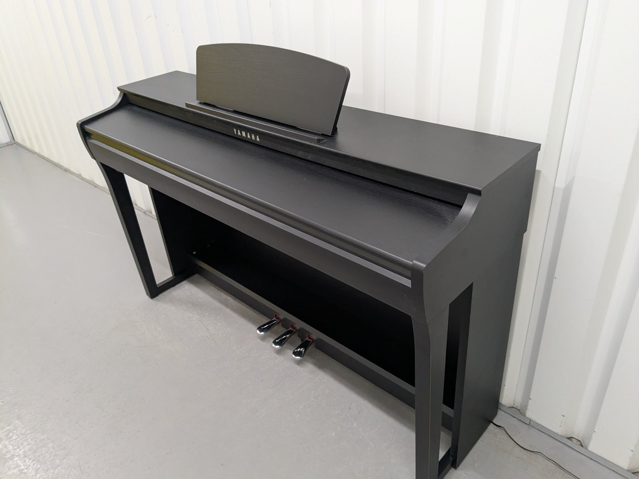 Đàn Piano Điện Yamaha CLP725