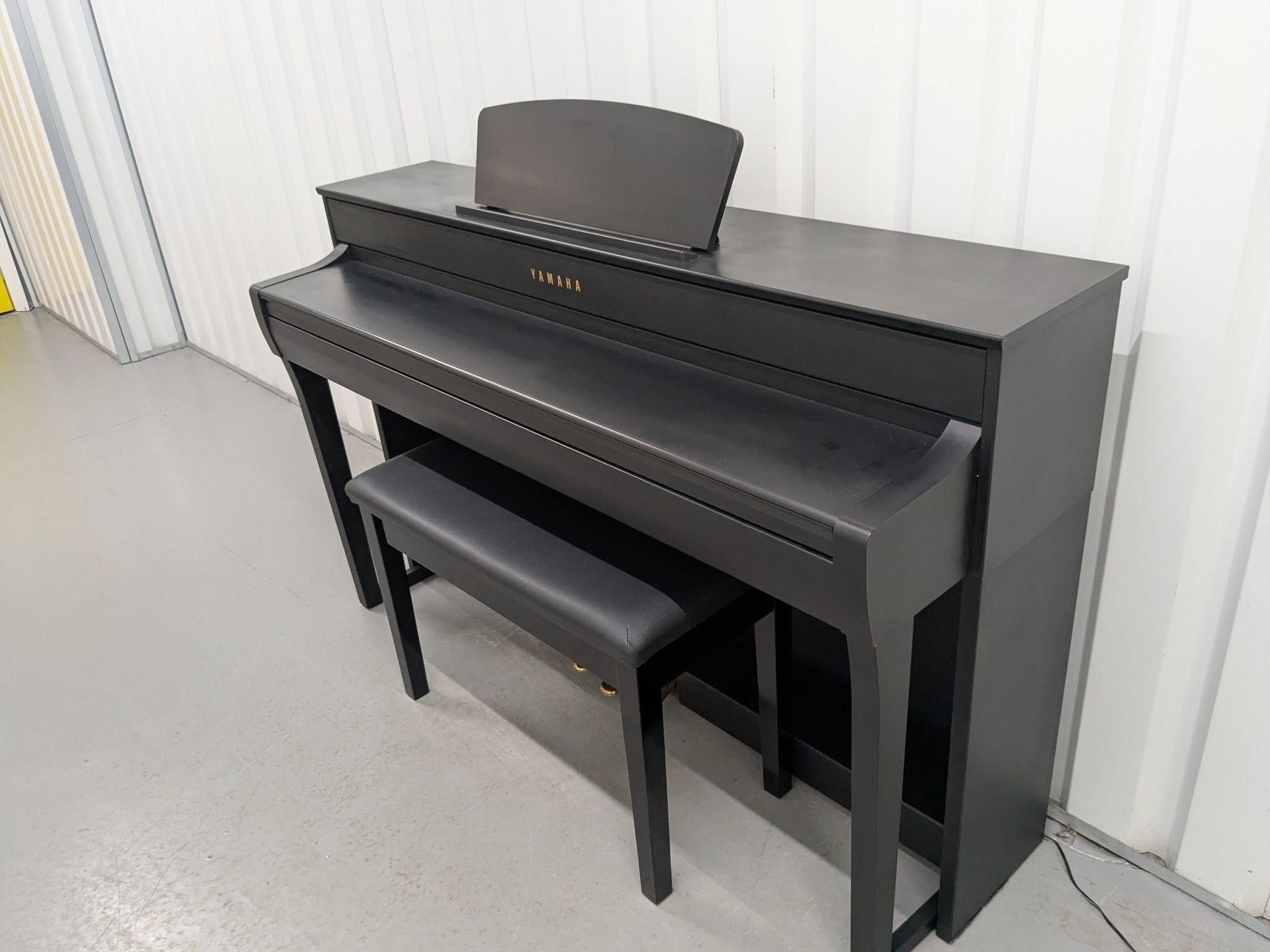 Đàn Piano Điện Yamaha CLP735
