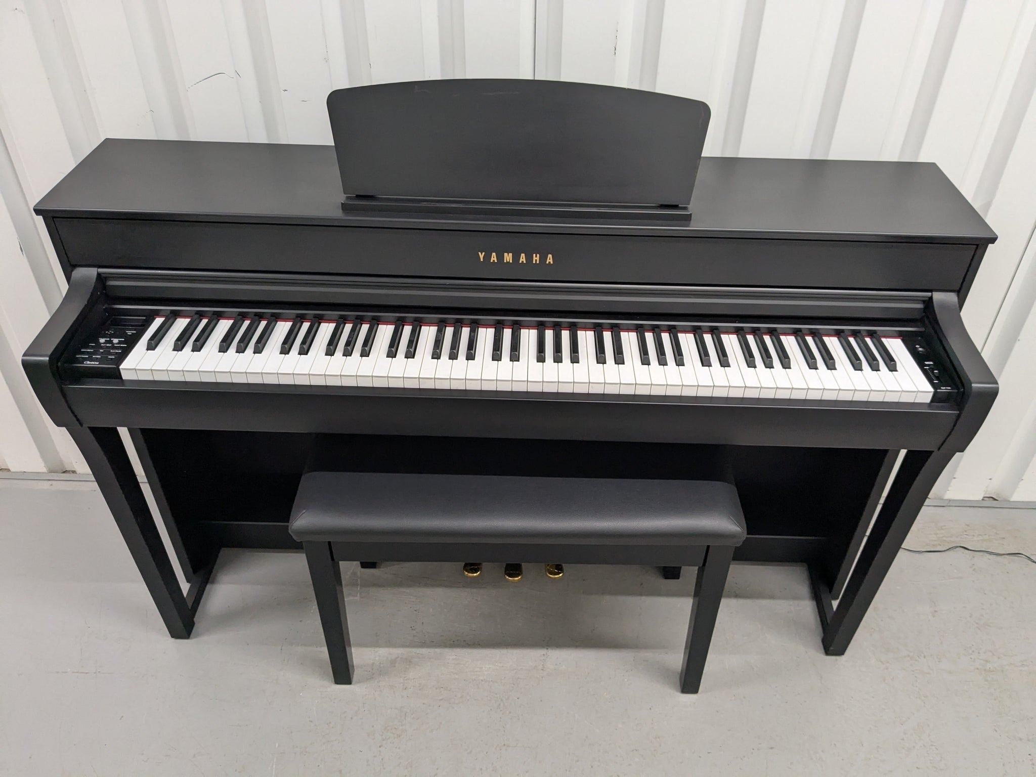 Đàn Piano Điện Yamaha CLP735