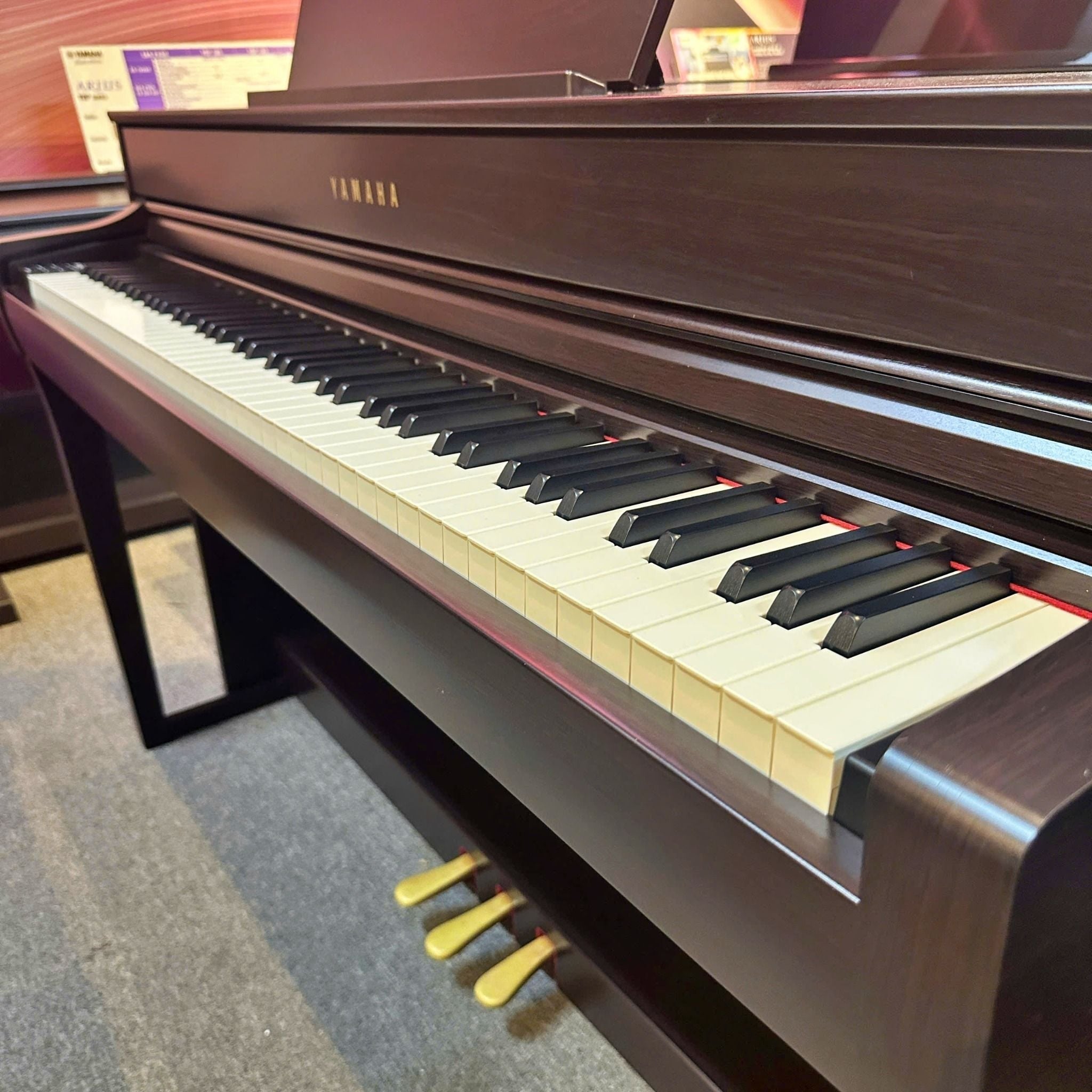 Đàn Piano Điện Yamaha CLP735