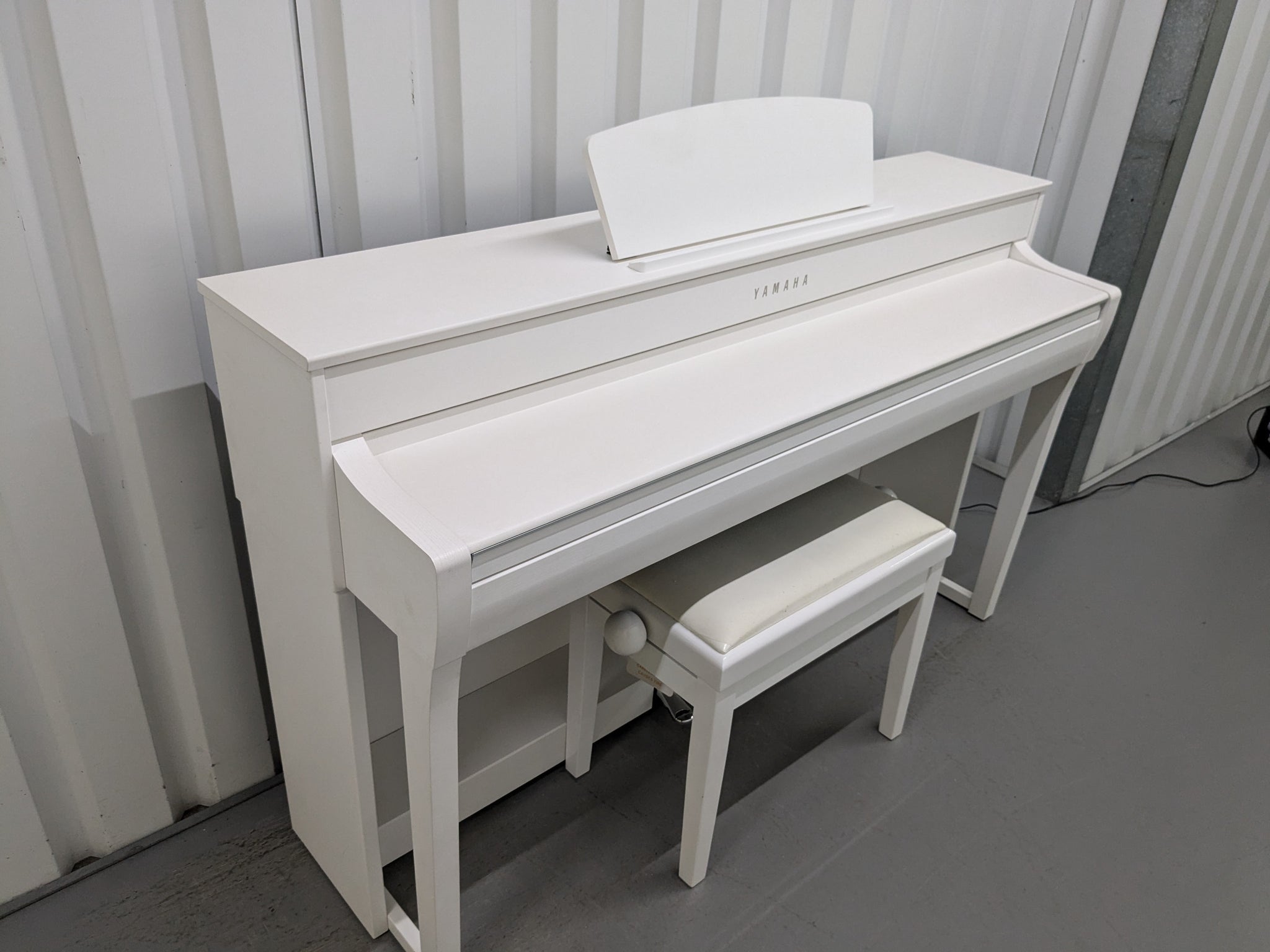 Đàn Piano Điện Yamaha CLP735
