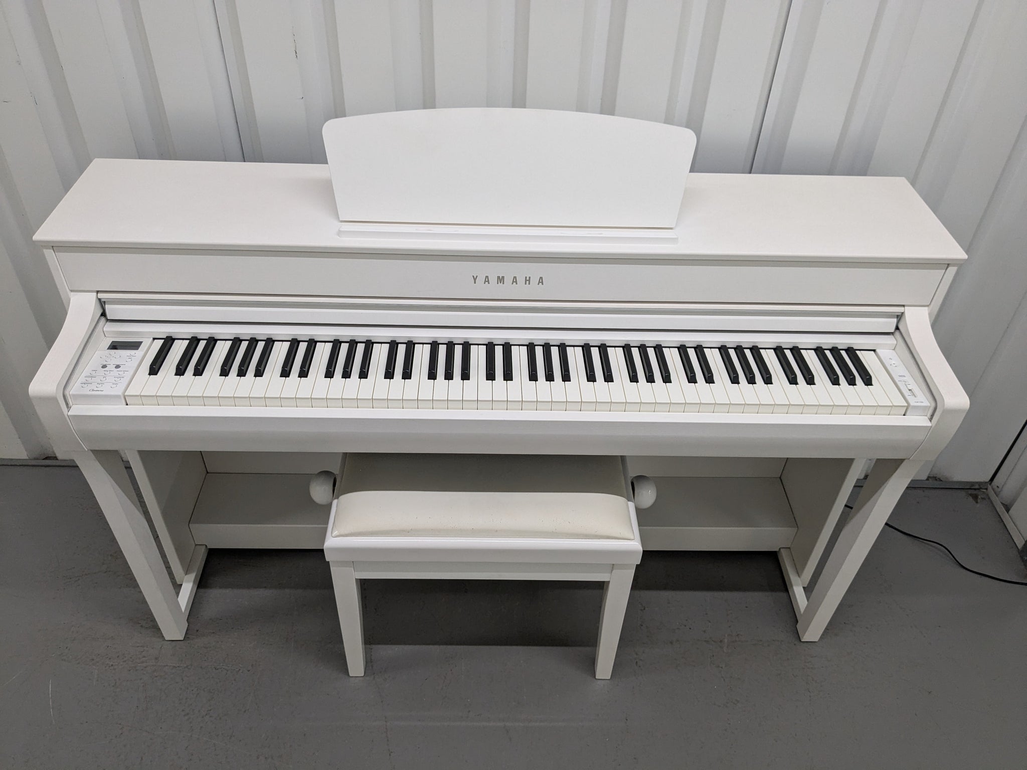 Đàn Piano Điện Yamaha CLP735