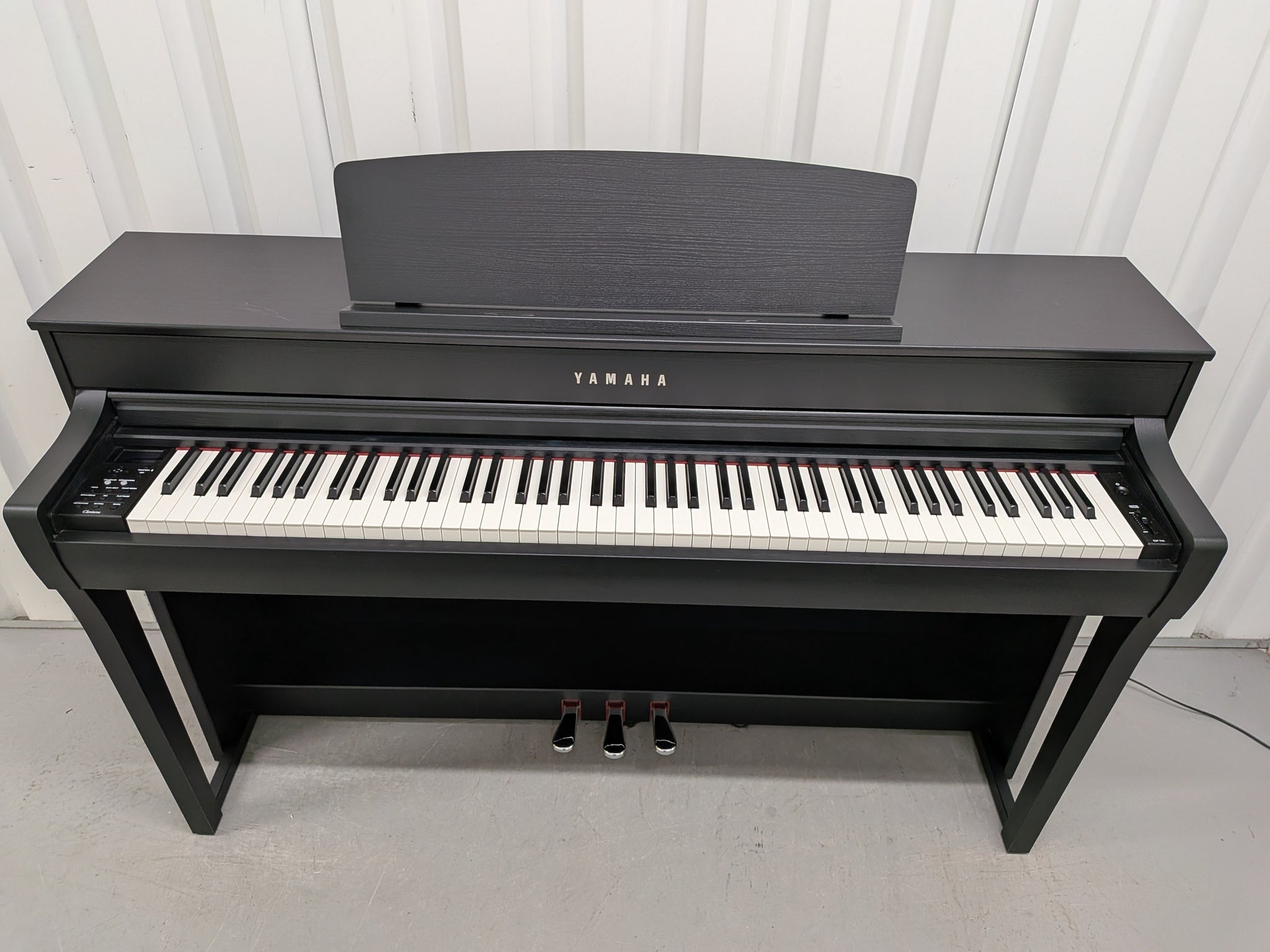Đàn Piano Điện Yamaha CLP745