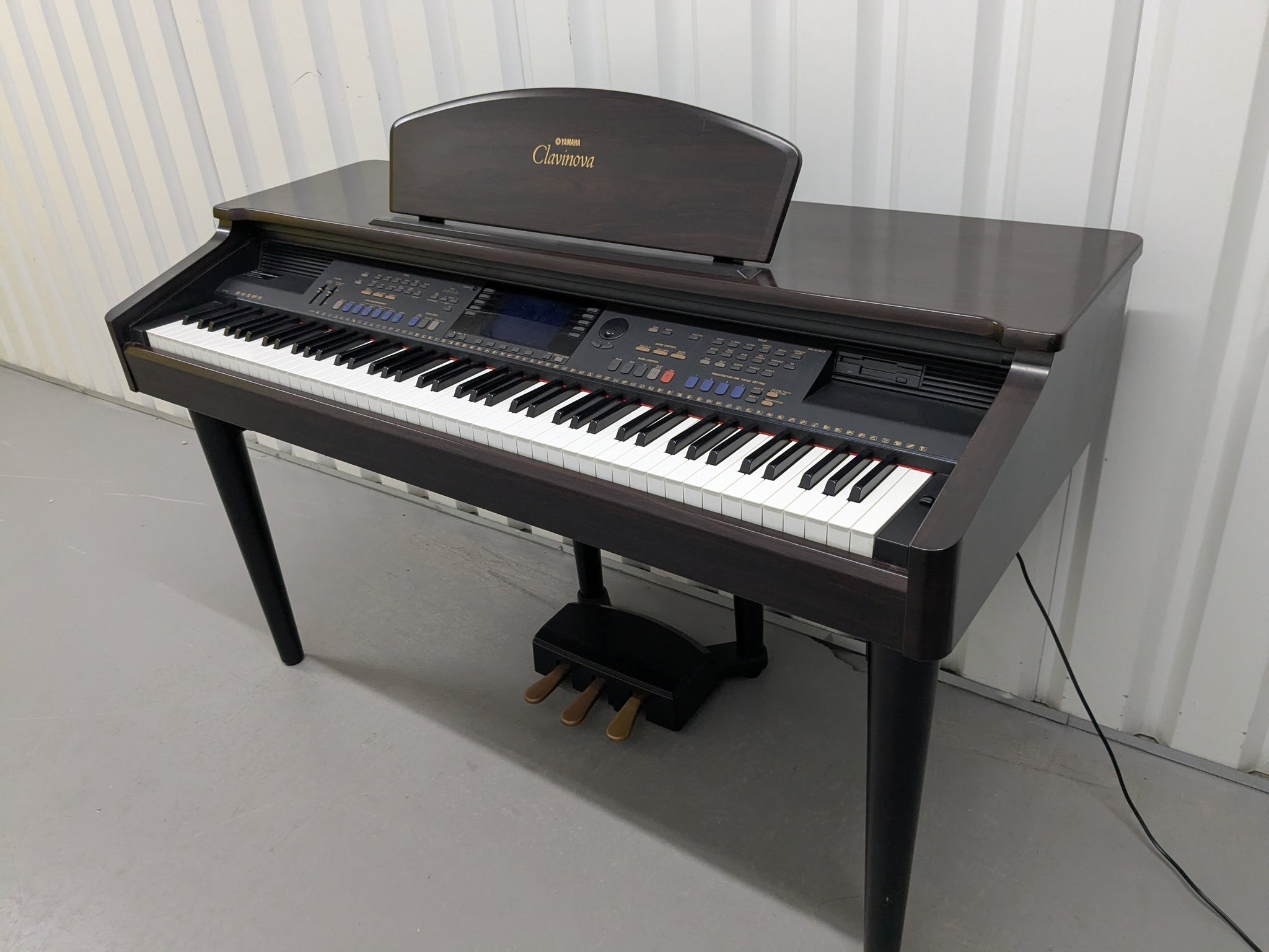 Đàn Piano Điện Yamaha CVP105