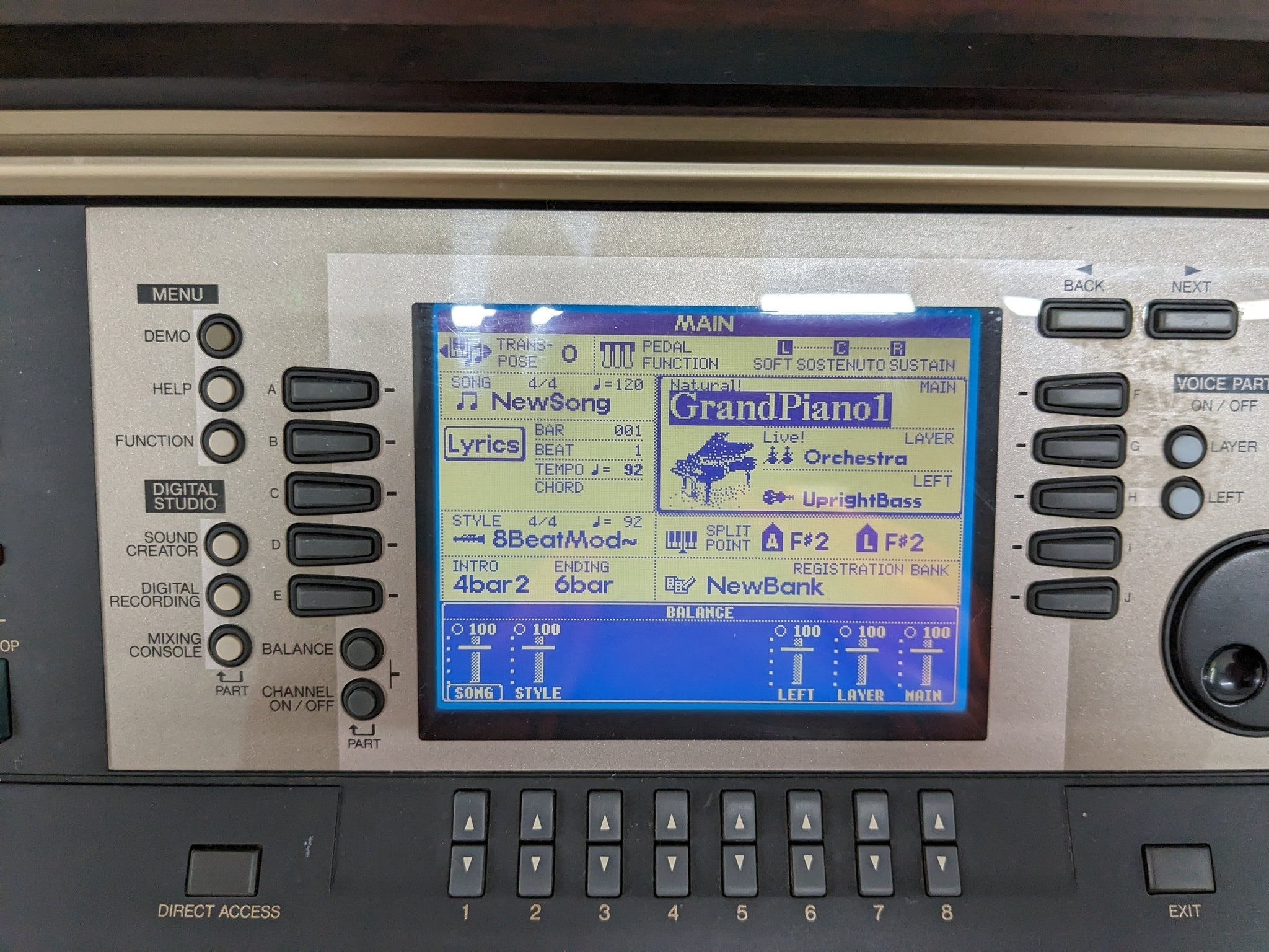 Đàn Piano Điện Yamaha CVP203