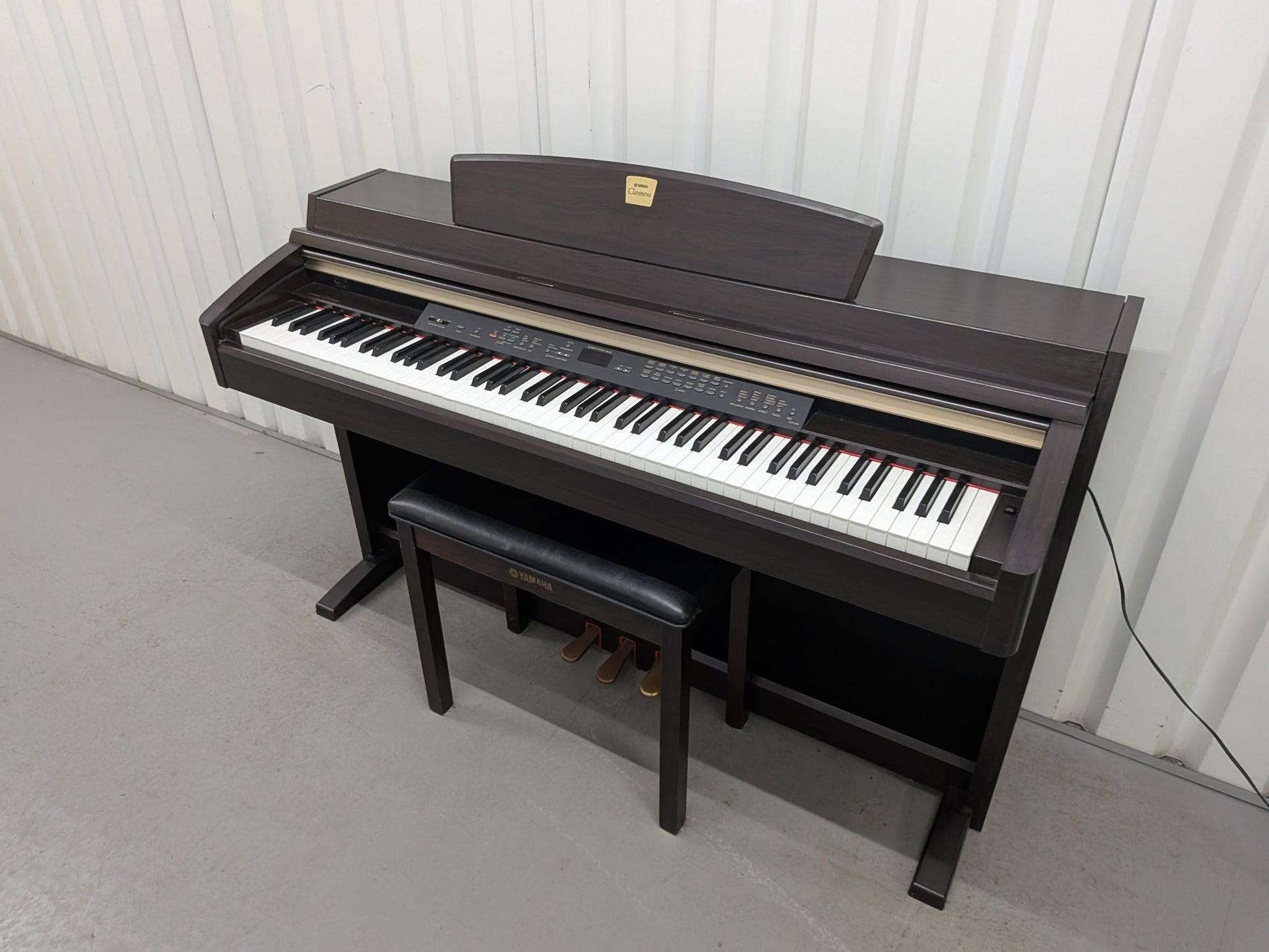 Yamaha Clavinova CLP-240 Dark Rosewood
