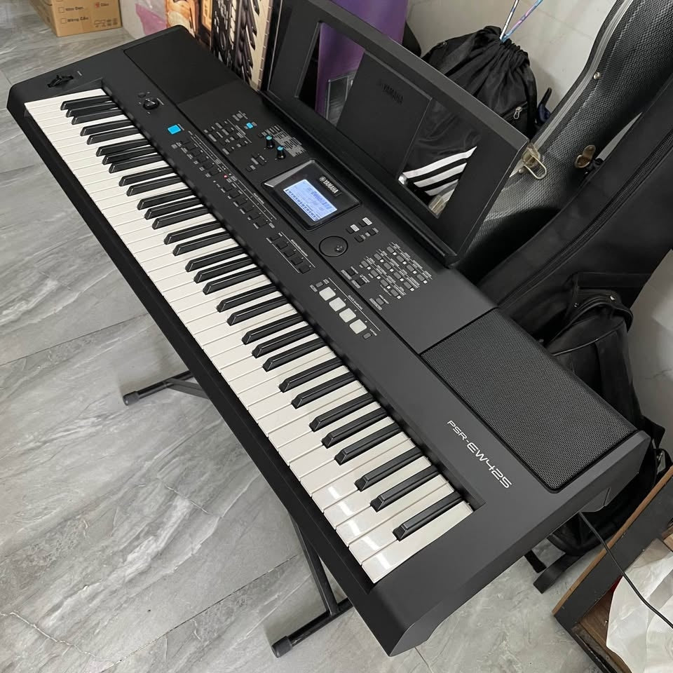 Đàn Organ Yamaha PSR EW425