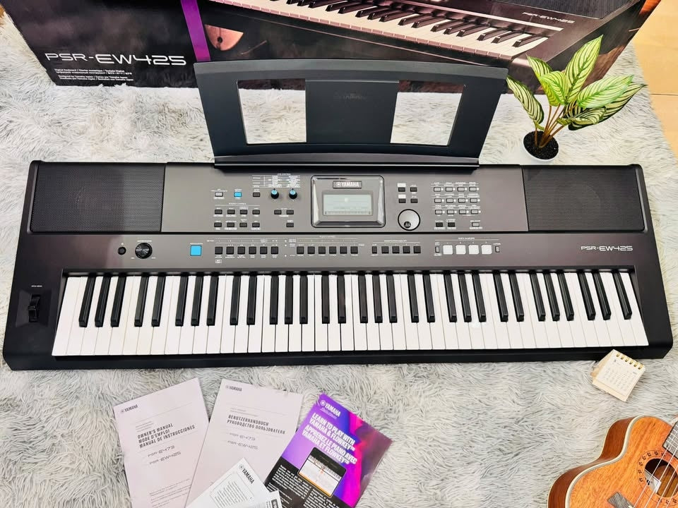 Đàn Organ Yamaha PSR EW425