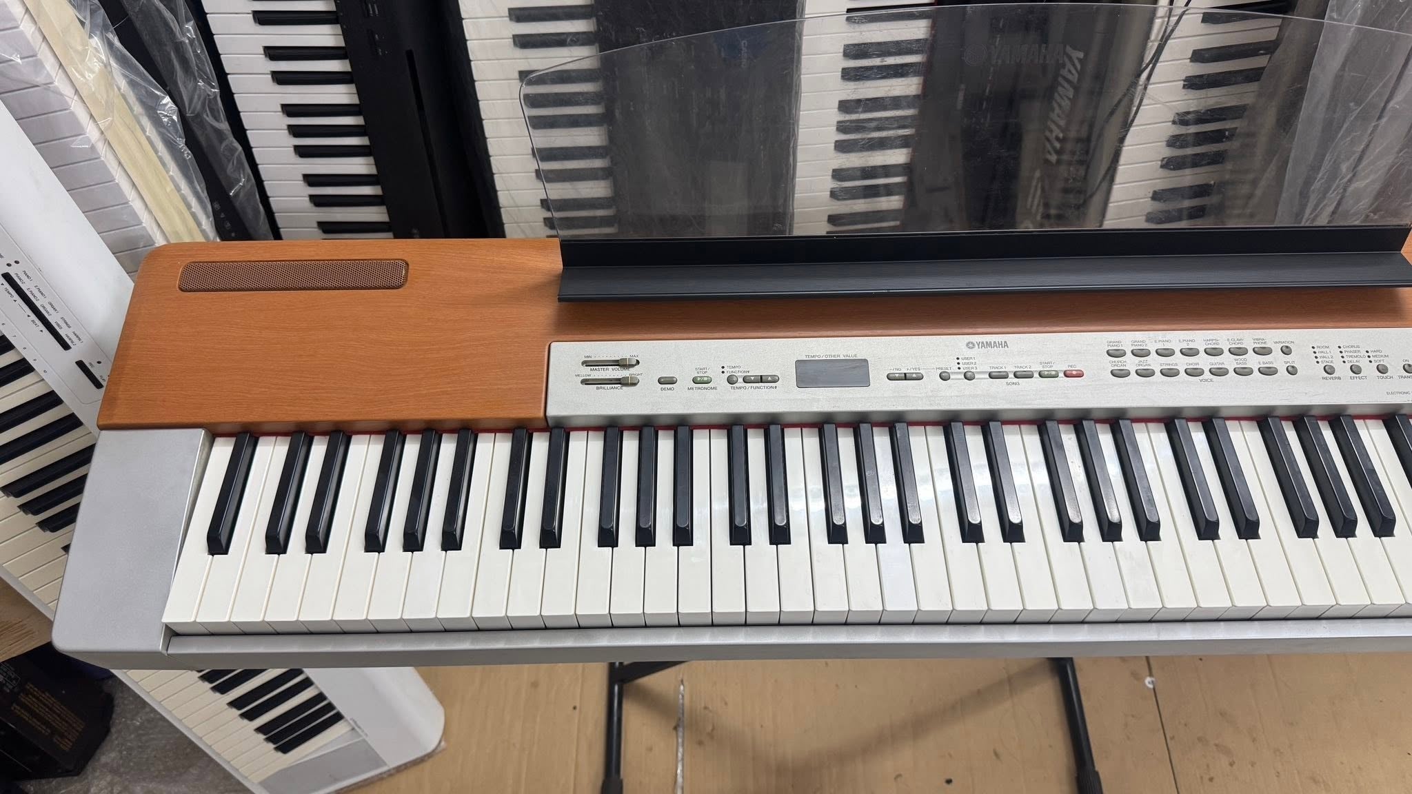 Đàn Piano Điện Yamaha P120S