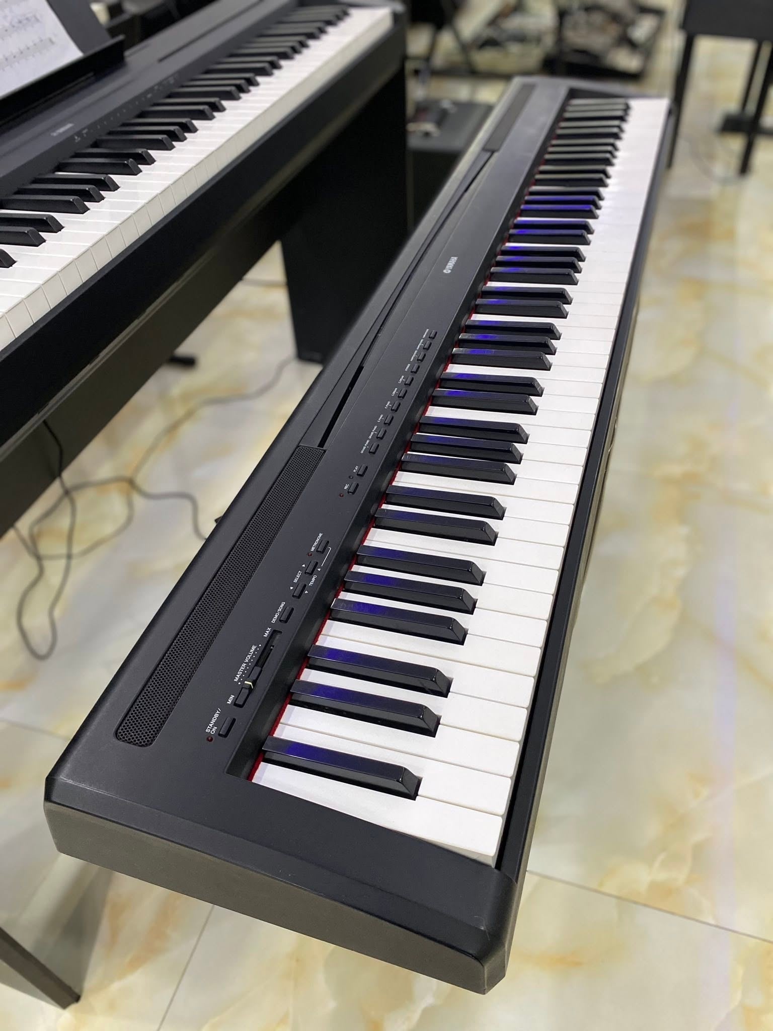 Yamaha P85 Piano
