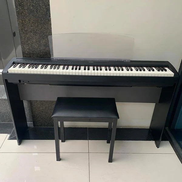 Yamaha P85 Piano