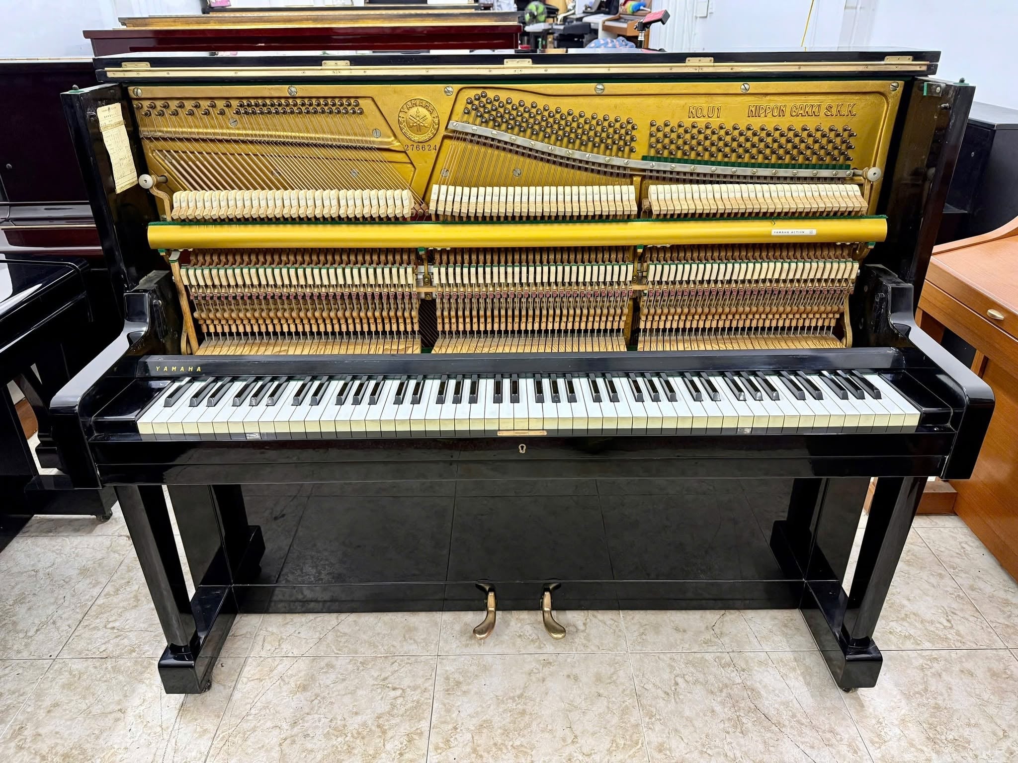 Đàn Piano Cơ Upright Yamaha U1D
