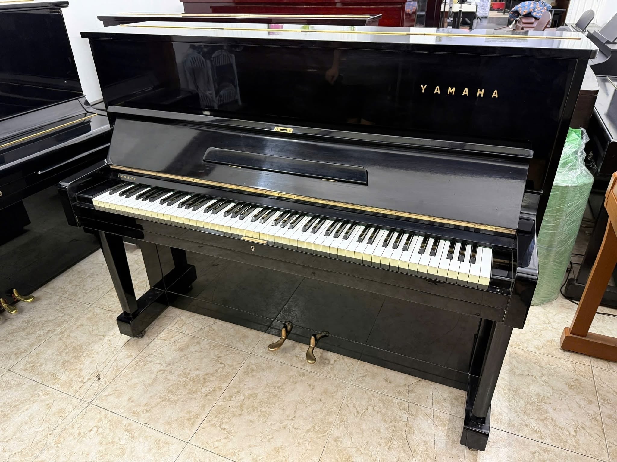 Đàn Piano Cơ Upright Yamaha U1D