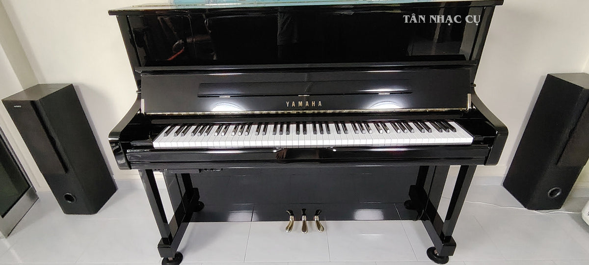 YAMAHA U1J PE bản Silent SC3 màu đen bóng tại nhà khách hàng của TÂN NHẠC CỤ