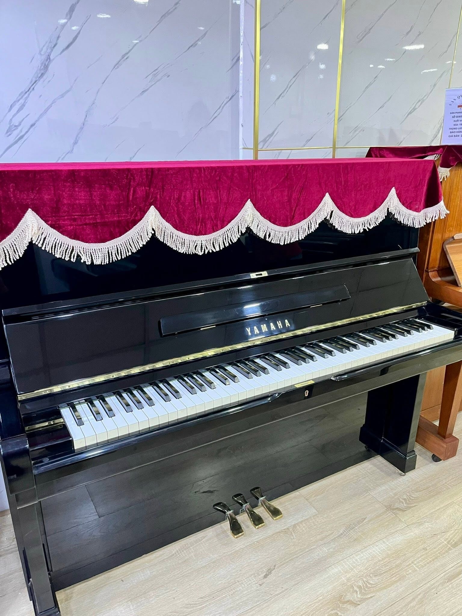 Đàn Piano Cơ Upright Yamaha U2M