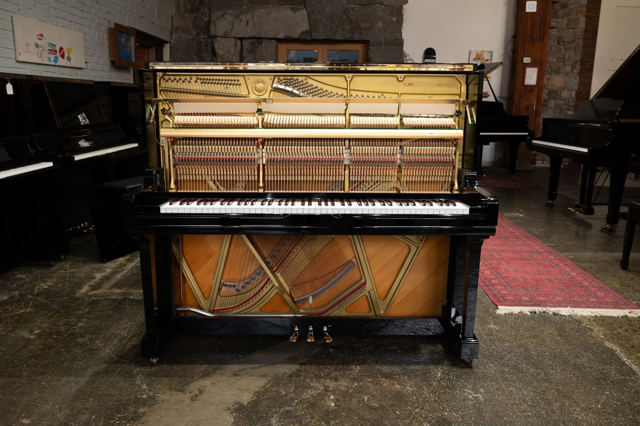 Đàn Piano Cơ Upright Yamaha U300