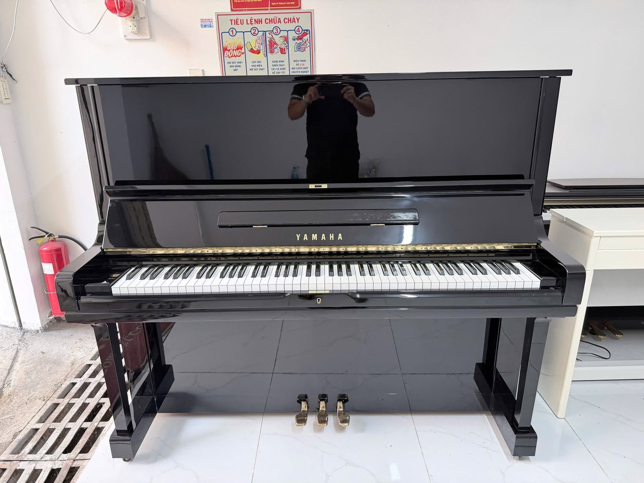 Đàn Piano Cơ Upright Yamaha U3H